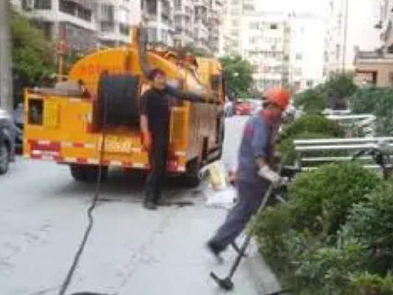 南京六合区高压清洗管道 化粪池清理 南京抽粪